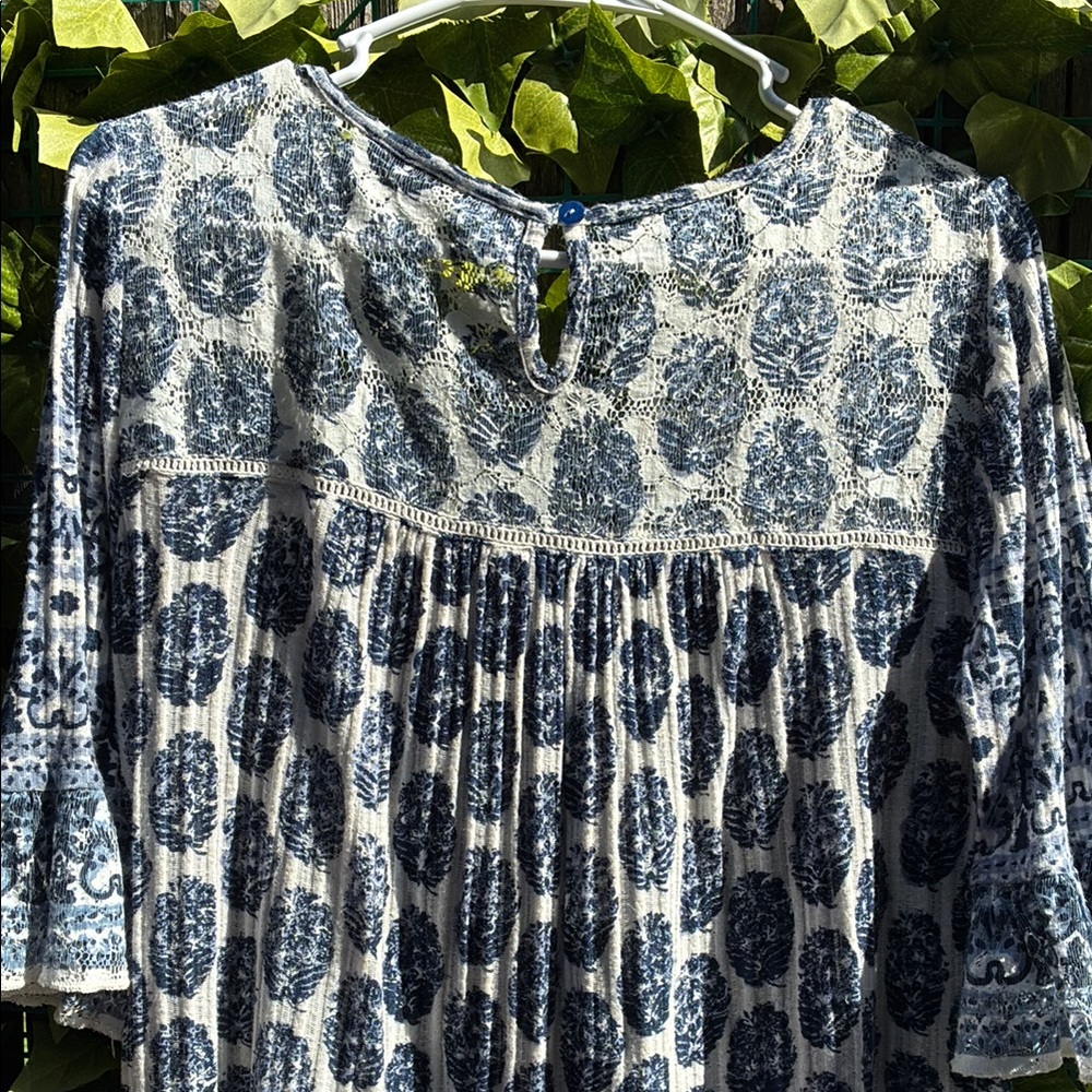 Lucky Brand Blue and White Ruffled Bell Sleeve Blouse - Picture 4 of 4